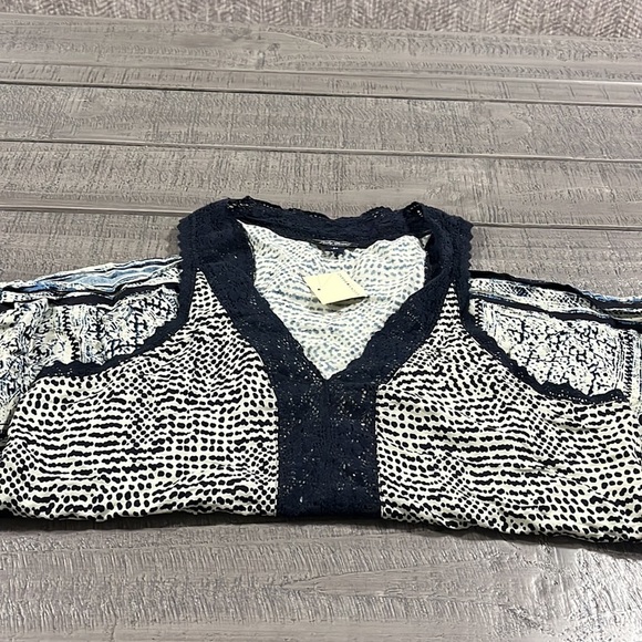 Lucky brand oversized women top - Picture 9 of 9